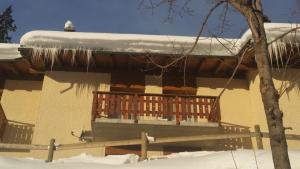 Balkón nebo terasa v ubytování "Chalet le Dahlia - 4 Vallees"