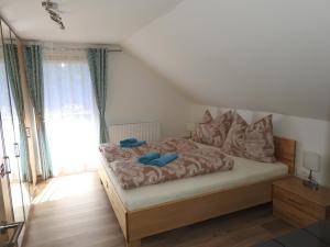Postel nebo postele na pokoji v ubytování Ferienhaus Kristabauer