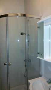 Koupelna v ubytování M&M Apartman 2 + 13 fotografií