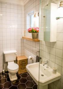 Vonios kambarys apgyvendinimo įstaigoje Collection Luxury Apartment - 7 On Murray Unit 3