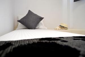 Postel nebo postele na pokoji v ubytování Plastiras Rooms