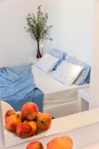 Villa Irena Bianca房間的床