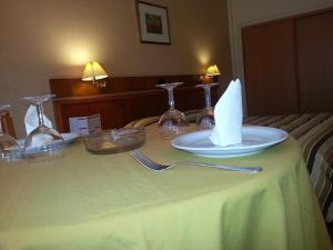Toit hotelli aladel või selle läheduses