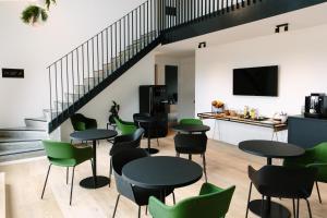 Posezení v ubytování TRUST Hotel