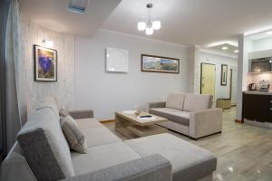 Część wypoczynkowa w obiekcie Apartamenty Comfort & Spa Stara Polana VIPAPARTAMENTY