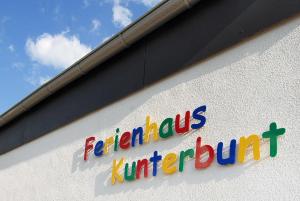 Fotografie z fotogalerie ubytování Haus Kunterbunt v destinaci Bensersiel