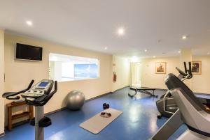 
The fitness center and/or fitness facilities at Vila Gale Marina
