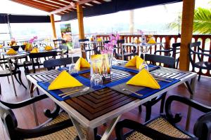 Εστιατόριο ή άλλο μέρος για φαγητό στο Malu Banna