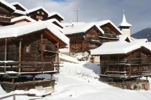 Chalet Etoile during the winter