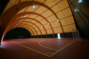 Tenis a/nebo squash v ubytování Locanda Solagna nebo okolí