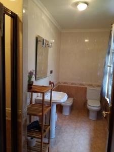 Koupelna v ubytování Casa Exkanda Etxea + 14 fotografií