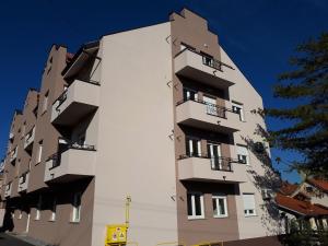 Budova, kde se apartmán nachází