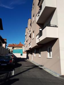 Budova, kde se apartmán nachází