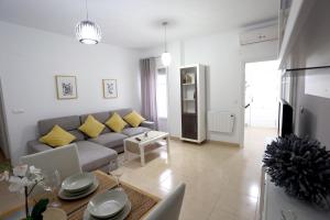 Posedenie v ubytovaní Apartamento Duque de Arcos 2