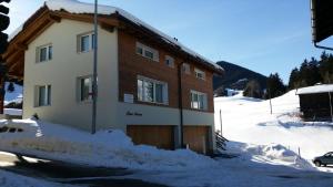 Casa Aurora durante o inverno