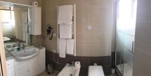 A bathroom at Residenza S.Event B&B