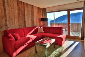 A seating area at Familyparadies GAMPLALM