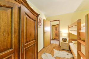 Ein Bett oder Betten in einem Zimmer der Unterkunft Alpen Deluxe Oberammergau