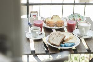 Jedlo v ubytovaní bed & breakfast alebo blízkom okolí