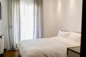 A bed or beds in a room at Kazaviti SKG