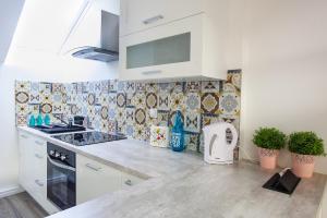 Kuchyňa alebo kuchynka v ubytovaní Apartamenty Kowary + 5 fotografií