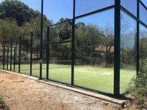 Tenis lub squash w obiekcie Casa rural en Constantina lub w pobliżu