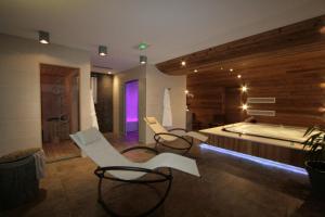 Fotografie z fotogalerie ubytování Logis Hotel & Spa Beau-Site v destinaci Saint-Jean-de-Sixt