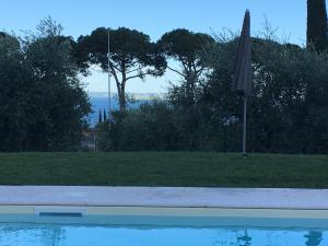 The swimming pool at or close to Agriturismo Nonna Bettina