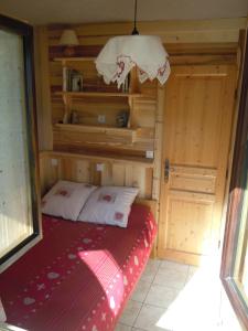 Cama o camas de una habitación en La Grange N° 27 - Bât. 6