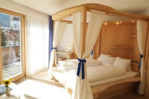 Ένα ή περισσότερα κρεβάτια σε δωμάτιο στο Hotel Restaurant GABRIEL