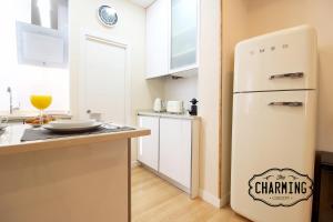 Kuchnia lub aneks kuchenny w obiekcie Plaza Mayor - Exclusivo Apartamento Dúplex