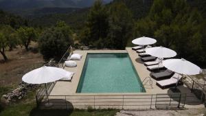 The swimming pool at or close to Hotel Mas de la Serra