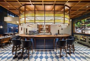 Majoituspaikan The Fleming Hong Kong baari tai lounge-tila