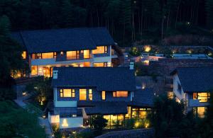 Gallery image of Leaf One Mogan in Deqing