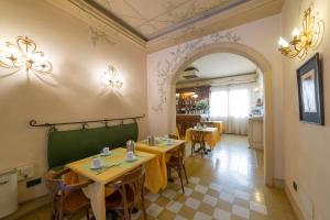 Restaurace v ubytování Hotel Moderno