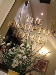 Fotografie z fotogalerie ubytování The Brompton Hotel v Londýně