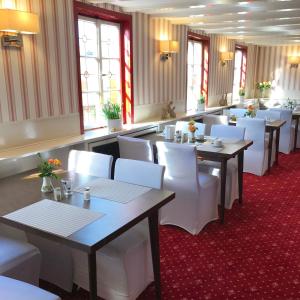 Restoran atau tempat lain untuk makan di Hotel zur goldenen Sonne