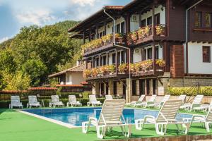 Gallery image of Family Hotel Sunny Hills in Elena