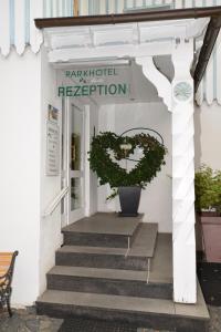 Predvorje ili recepcija u objektu Parkhotel Fischer