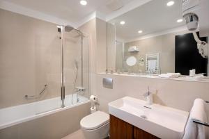 Kamar mandi di Sia Split Hotel