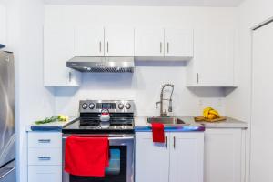Η κουζίνα ή μικρή κουζίνα στο Les appartements HOMA +25 φωτογραφίες