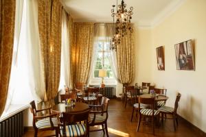 Posedenie v ubytovaní Kernu Manor Hotel & SPA