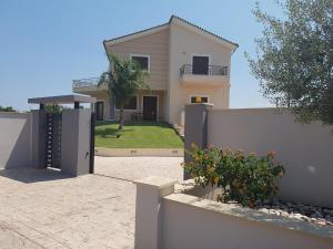 Φωτογραφία από το άλμπουμ του Dimitris Villa στο Αίγιο +45 φωτογραφίες