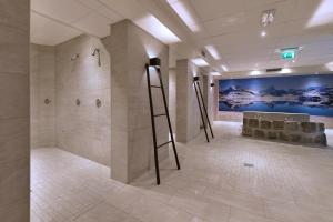 Een badkamer bij Van der Valk Hotel Gilze-Tilburg