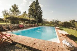 Swimming pool sa o malapit sa La Veronica Exclusive Chianti Resort