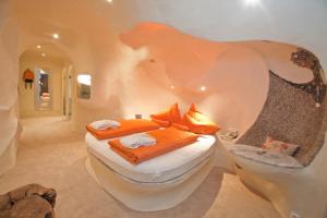 Postel nebo postele na pokoji v ubytování Evident Hotel Prägant 4-Superior
