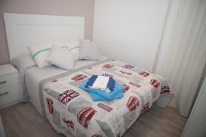 Posteľ alebo postele v izbe v ubytovaní El Apartamento de María