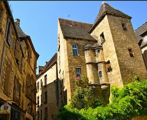 Gallery image of Tourny - Studio cosy Centre médiéval Sarlat in Sarlat-la-Canéda