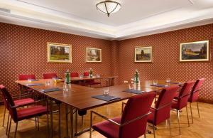 The business area and/or conference room at Mercure Petriolo Siena Terme Spa Hotel