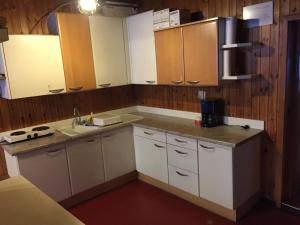 A kitchen or kitchenette at Zettlerhütte Planneralm